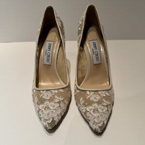 JIMMY CHOO Ivory Floral Ivory Lace Pumps